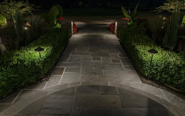 How To Select Path Area Lights, How To Install Landscape Lighting Wire Under Sidewalk